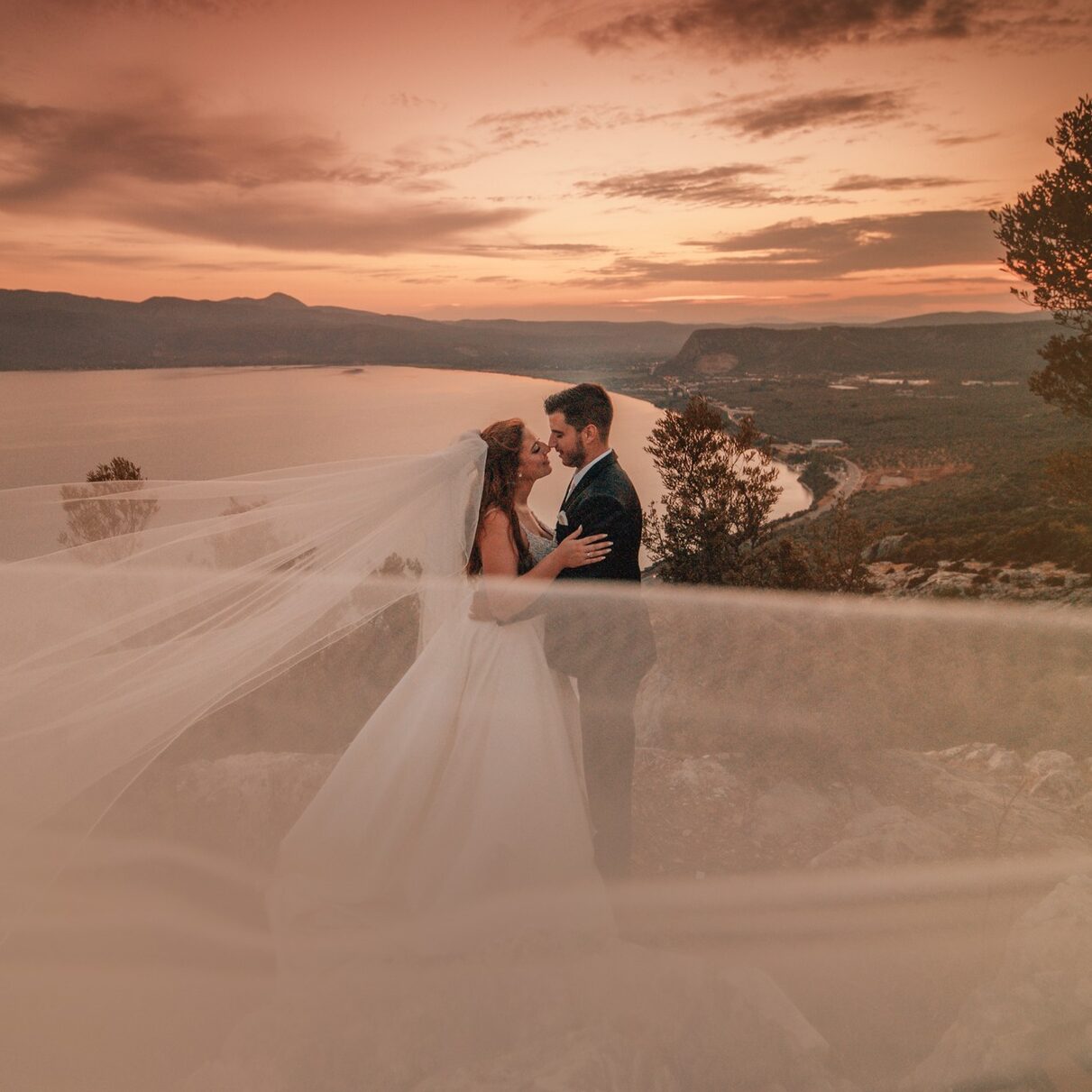 Παρασκευάς και Βάλια